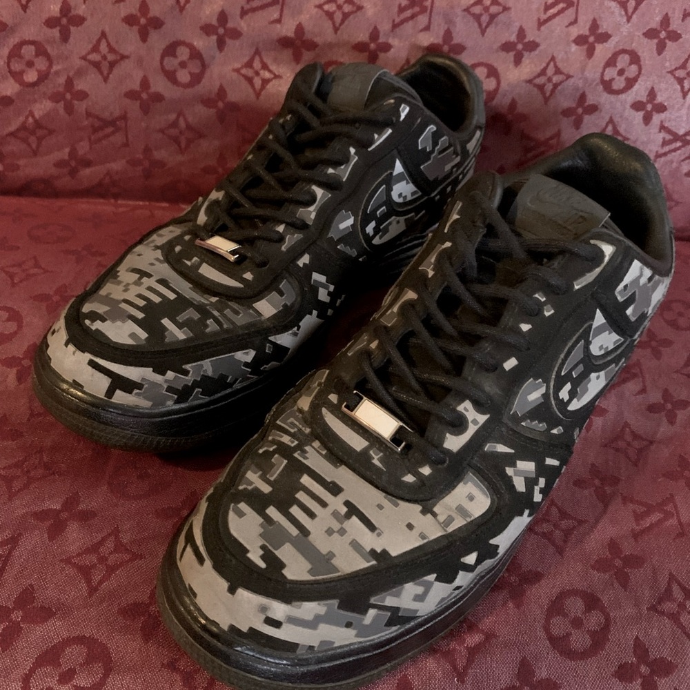 Rare NIKE Lunar Force One Men’s 11